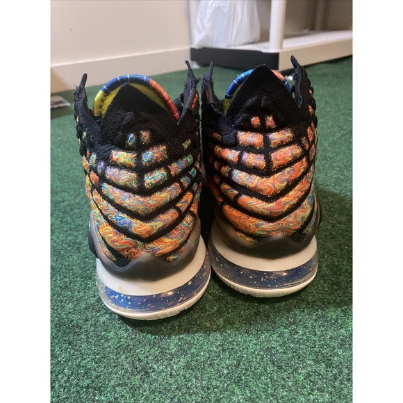 Size 9 - Nike LeBron 17 EP James Gang main image 5